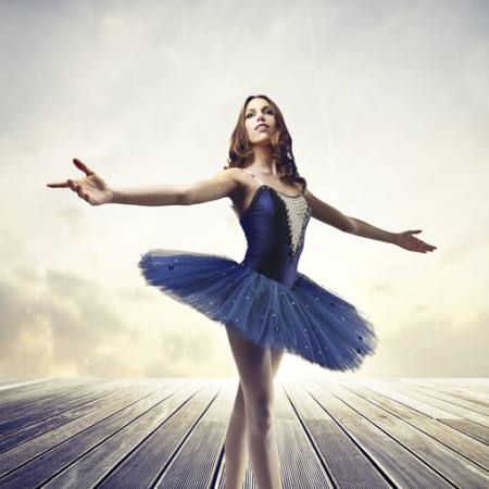 χορεύτρια, γυναίκα, κορίτσι, χορός, στάδιο, τα σύννεφα Bowie15 - Dreamstime