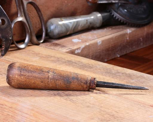 εργαλείο, αντικείμενο, απότομη, το ξύλο, το χειρισμό Kostyantin Pankin (Vipdesignusa)