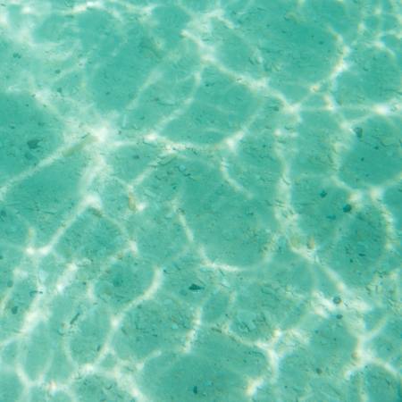 νερό, αντανάκλαση, πράσινο, καθαρό, άμμος, τουρκουάζ Tassapon - Dreamstime