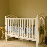 Pixwords η εικόνα με κρεβάτι, μωρό, μικρά, σκύλος Darryl Brooks - Dreamstime