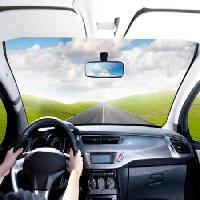 Pixwords η εικόνα με του αυτοκινήτου, τα χέρια, τροχός, οδικές Alphaspirit - Dreamstime