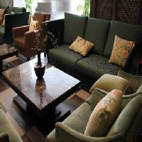 δωμάτιο, τραπέζι, καναπέ, μαξιλάρια, μαξιλαροθήκες, πολυθρόνα Gina Smith (Ginaellen)