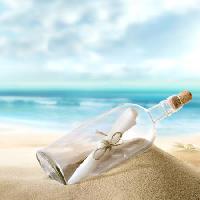 Pixwords η εικόνα με μπουκάλι, θάλασσα, άμμος, το χαρτί, ωκεανός Silvae1 - Dreamstime