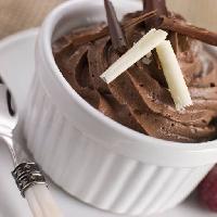 Pixwords η εικόνα με της ερήμου, σοκολάτα, κουτάλι, κύπελλο, παγωτό, κρέμα Monkey Business Images (Monkeybusinessimages)